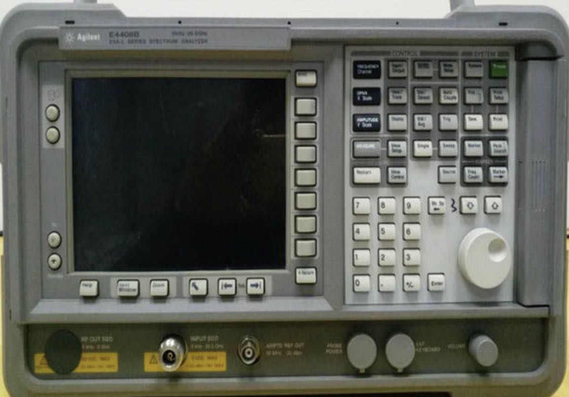 622ff8365c8be.jpg E4408B.jpg